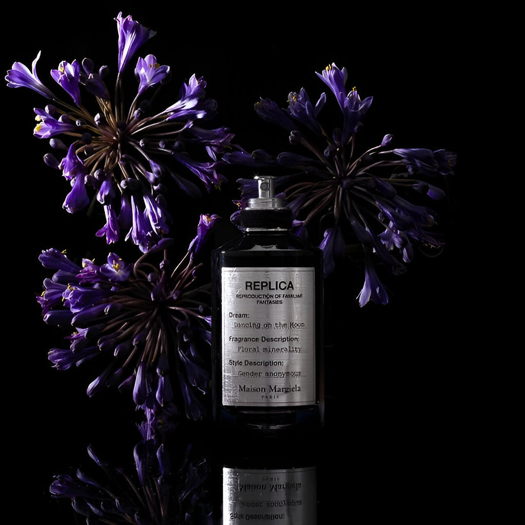 Replica Dancing On The Moon